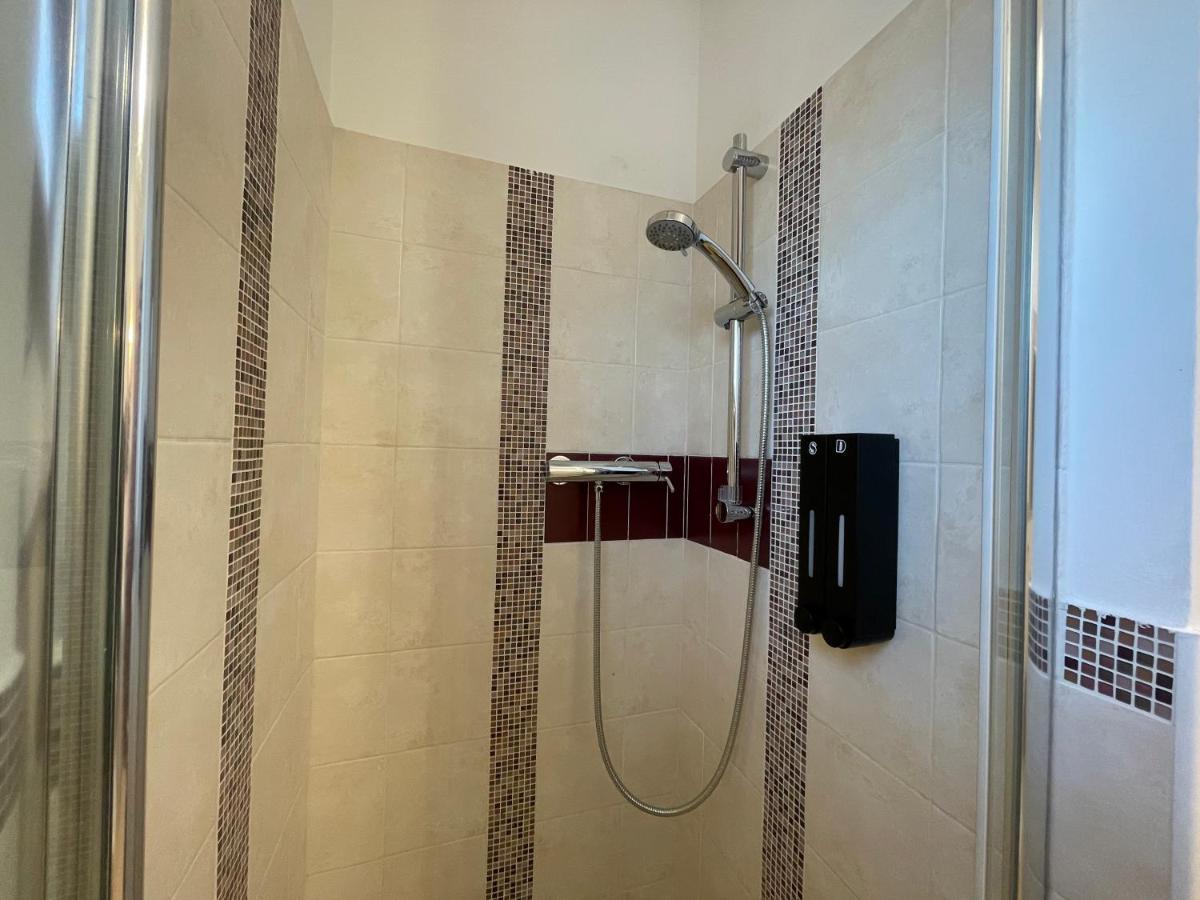 Casa Katiu' Due Camere Indipendenti In Appartamento Di 83 Mq LʼAquila Exteriör bild